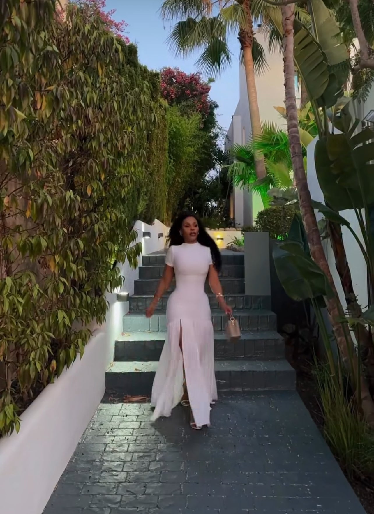 NEW YORK DRESS - SHORT SLEEVE