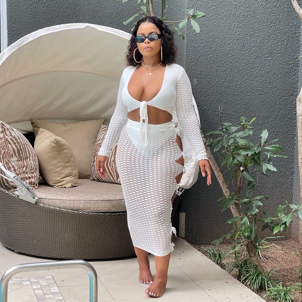 Cut Out Cream Skit Swim Set